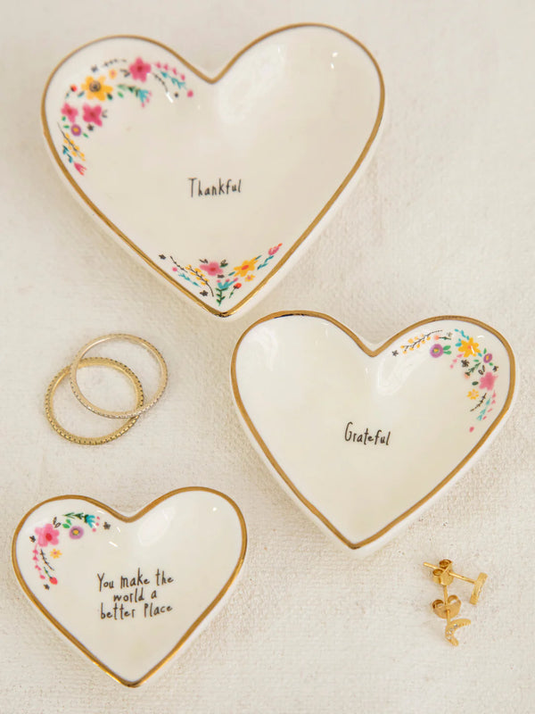 Nesting Hearts Dishes set 3