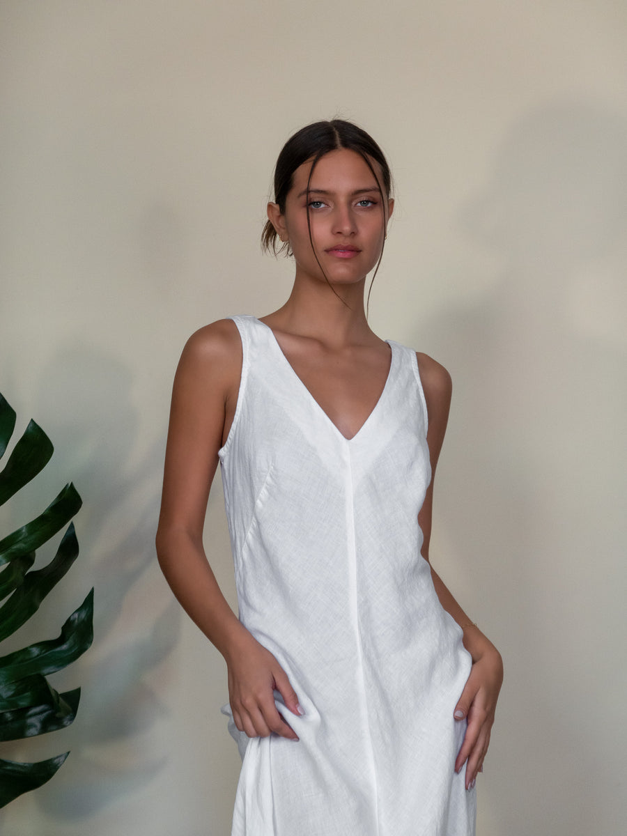 Minimalist Dress - White
